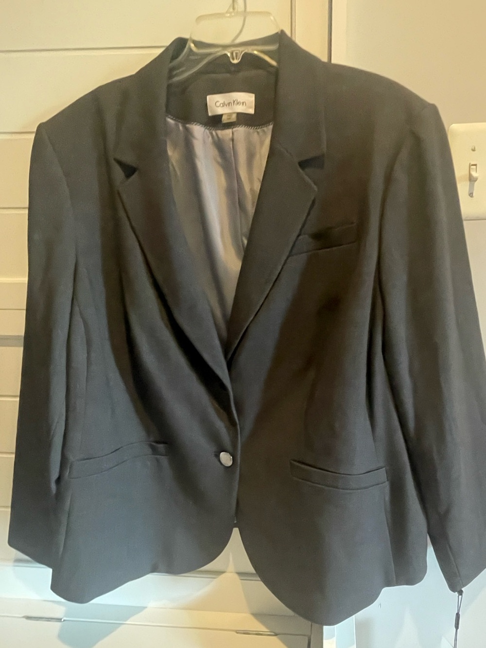 NWT Calvin Klein 24W Classic Women's charcoal gray Two-Button Staple Blazer
